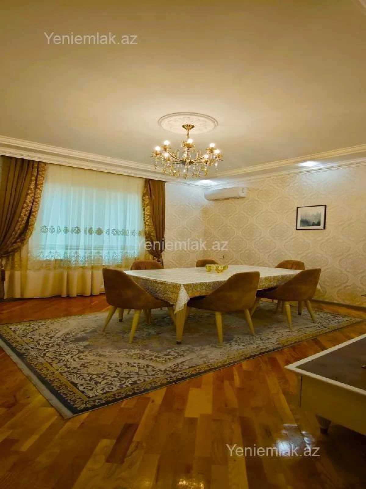 Satılır 6 otaqlı həyət evi 330 m²