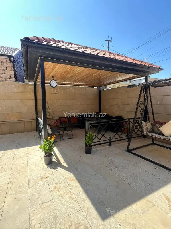 Satılır 6 otaqlı həyət evi 330 m²
