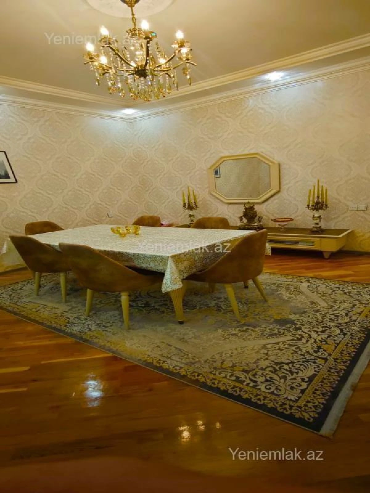 Satılır 6 otaqlı həyət evi 330 m²
