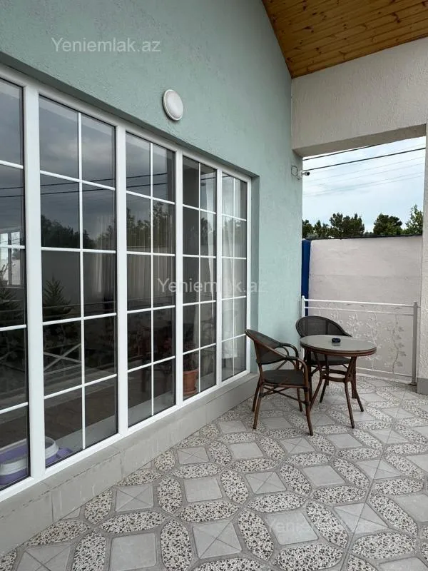 Satılır 5 otaqlı həyət evi 155 m²