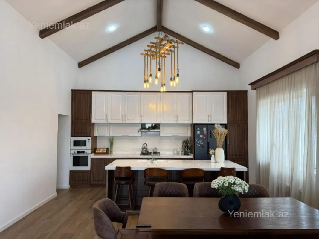 Satılır 5 otaqlı həyət evi 155 m²