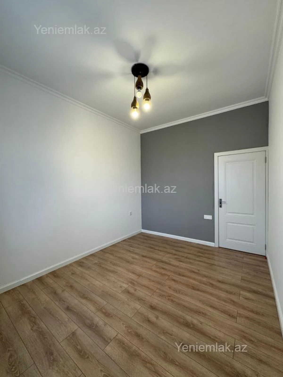Satılır 5 otaqlı həyət evi 155 m²