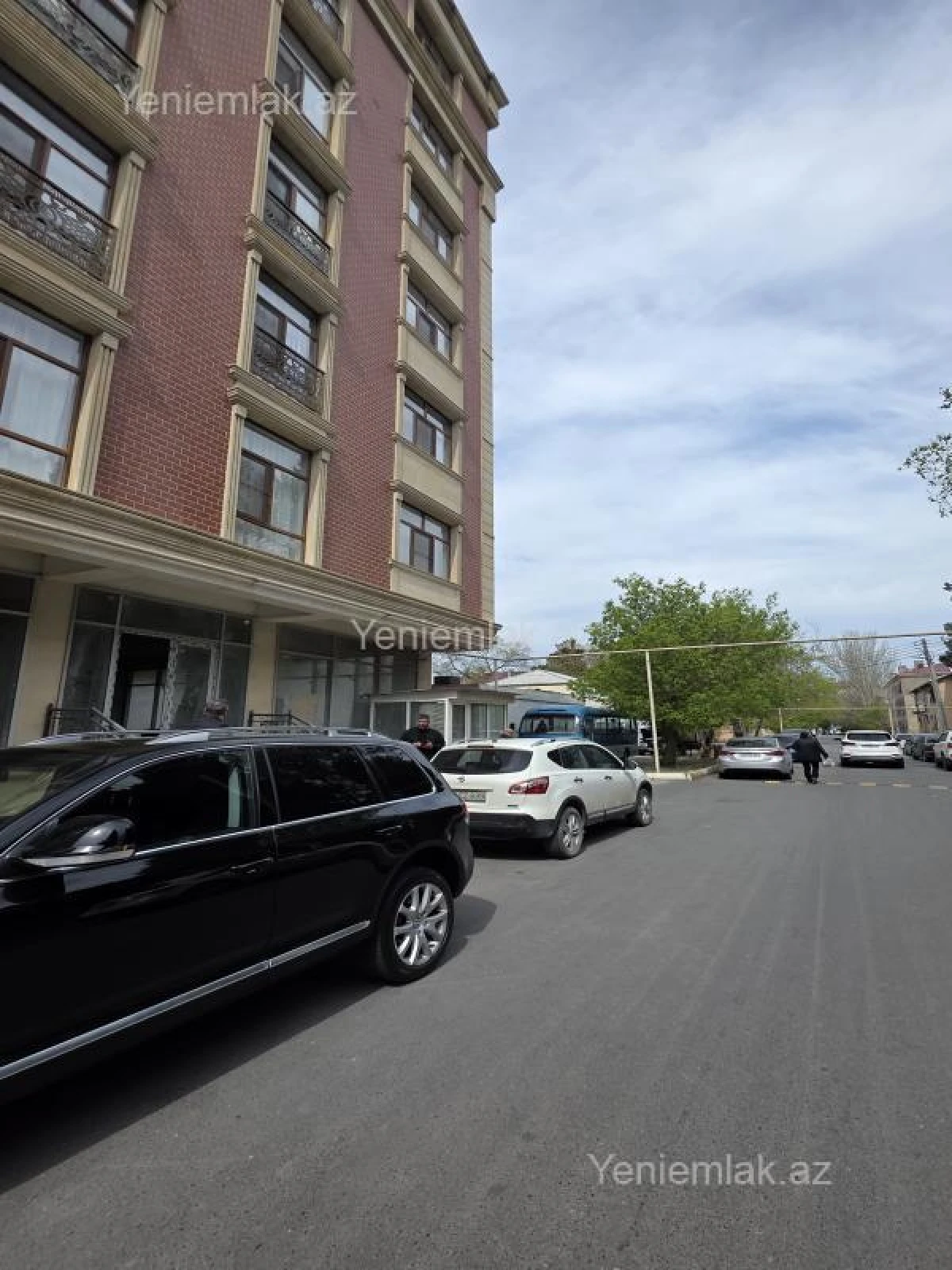 Satılır 7 otaqlı obyekt 750 m²