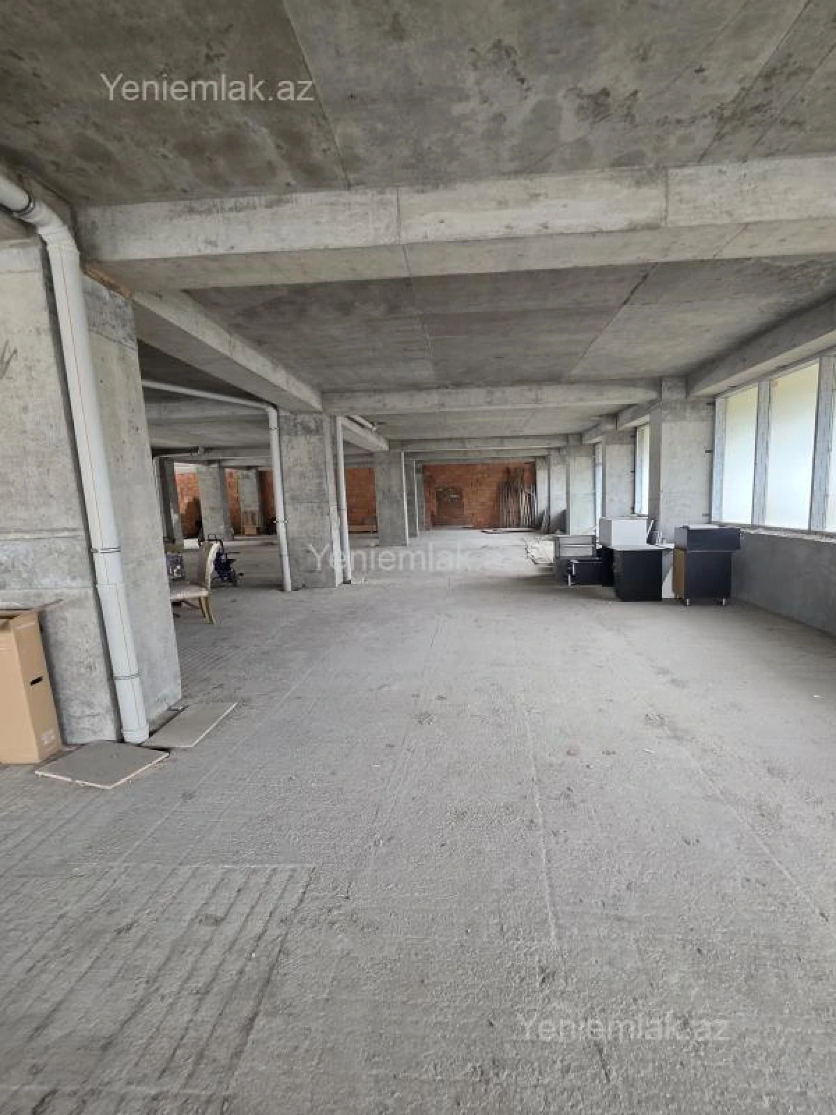 Satılır 7 otaqlı obyekt 750 m²