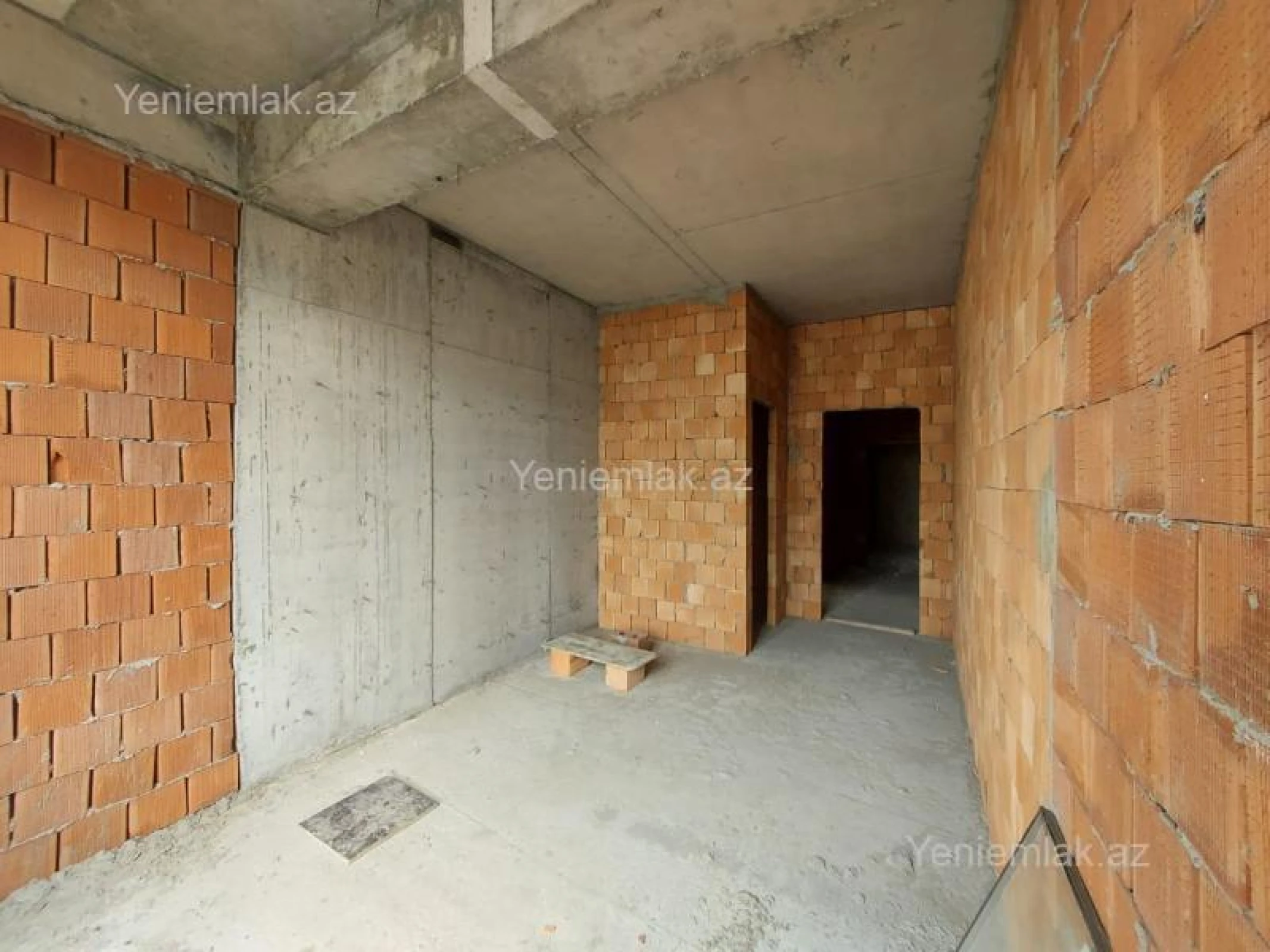 Satılır 2 otaqlı yeni tikili 102 m²