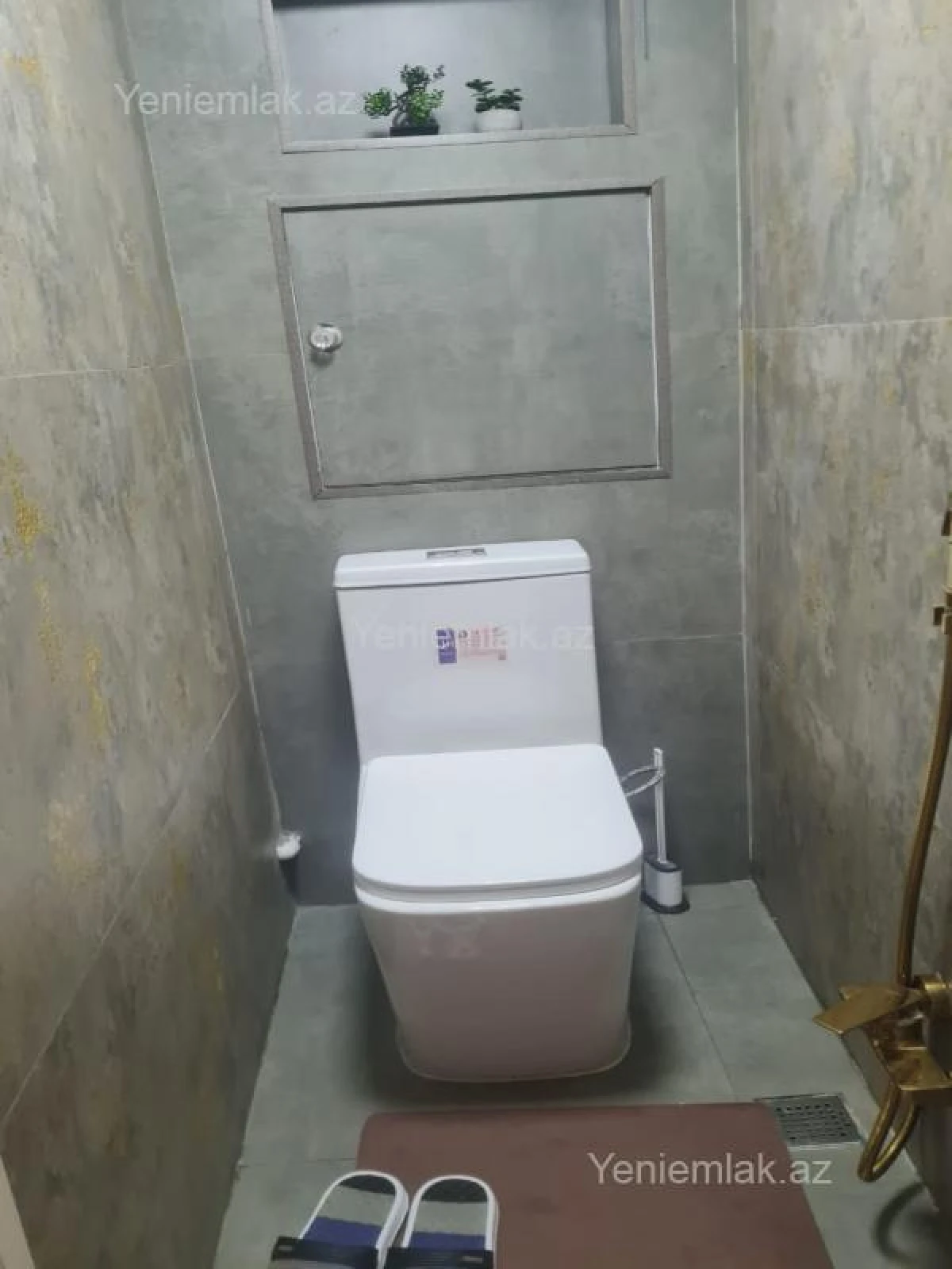 Satılır 3 otaqlı köhnə tikili 75 m²