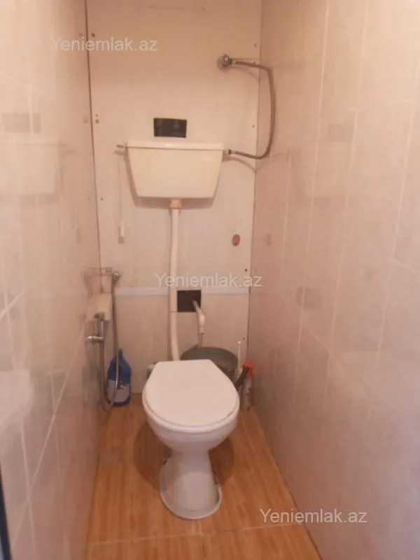 Satılır 2 otaqlı köhnə tikili 60 m²