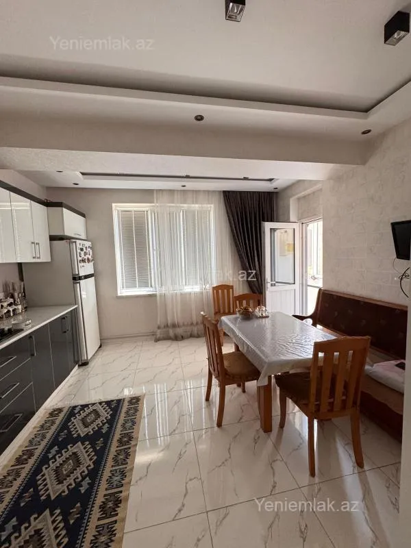 Satılır 4 otaqlı yeni tikili 135 m²