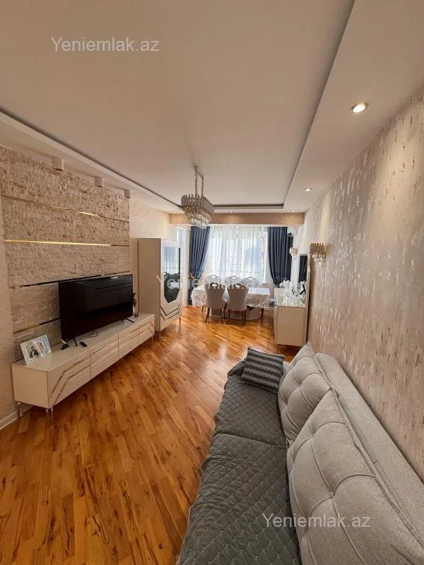 Satılır 4 otaqlı yeni tikili 135 m²