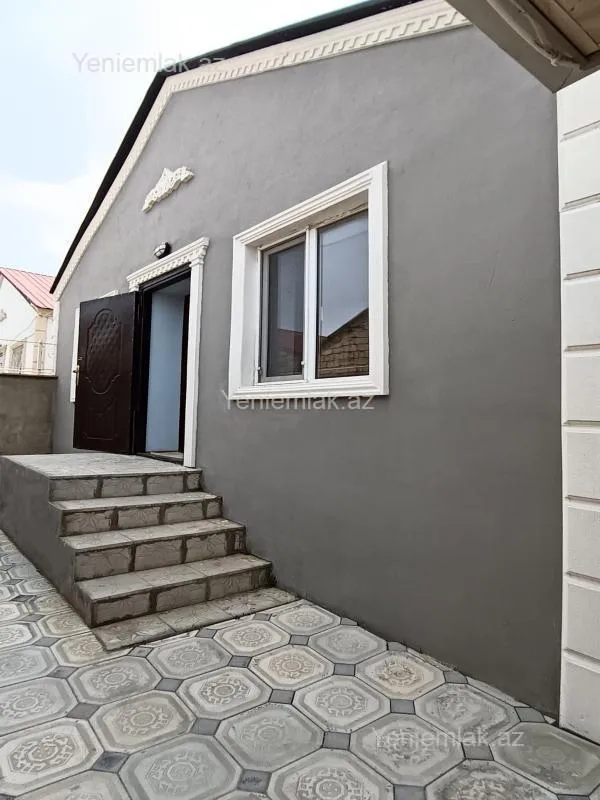 Satılır 1 otaqlı həyət evi 60 m²