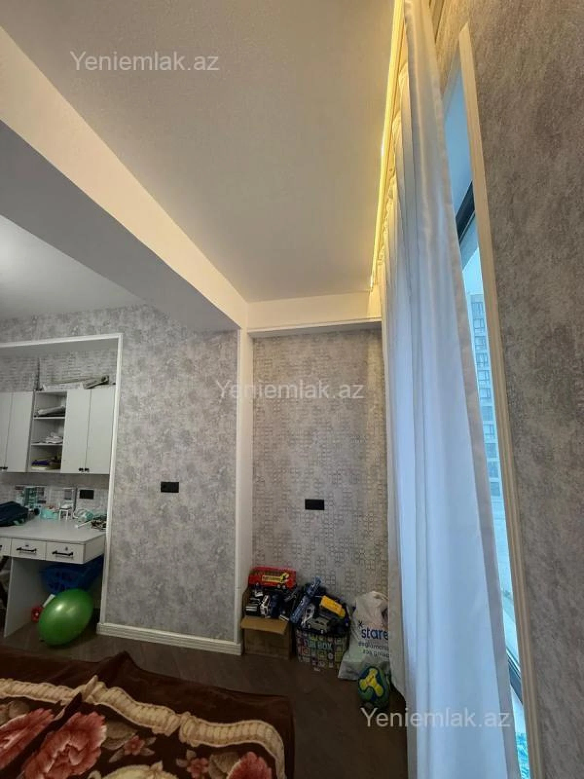 Satılır 4 otaqlı yeni tikili 100 m²