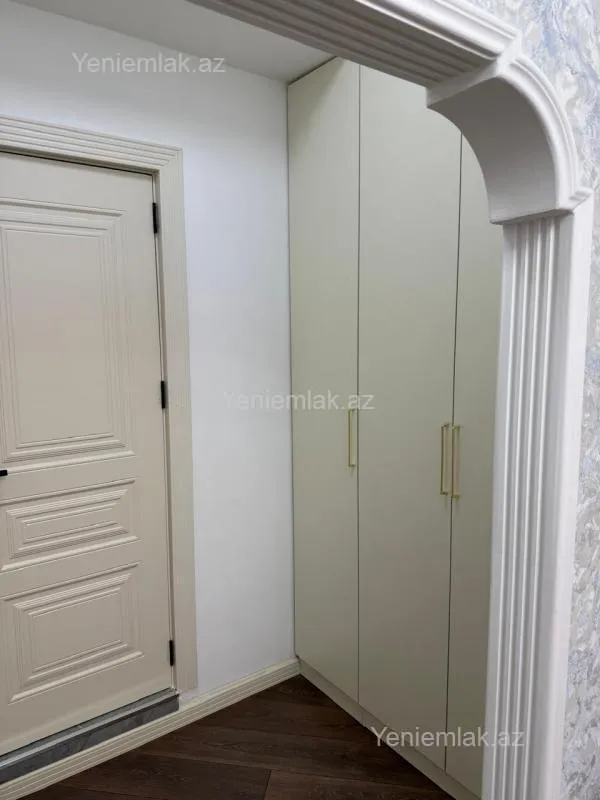 Satılır 4 otaqlı yeni tikili 100 m²