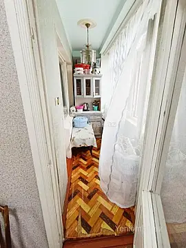 Satılır 3 otaqlı köhnə tikili 78 m²