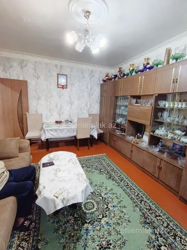 Satılır 3 otaqlı köhnə tikili 78 m²