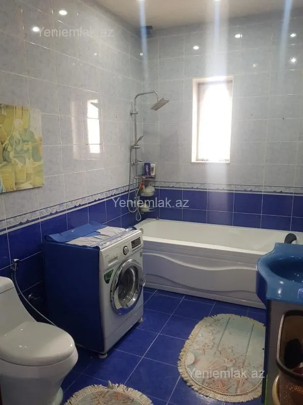 Satılır 7 otaqlı həyət evi 590 m²