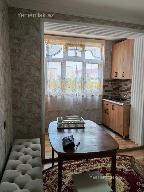 Satılır 1 otaqlı köhnə tikili 35 m²