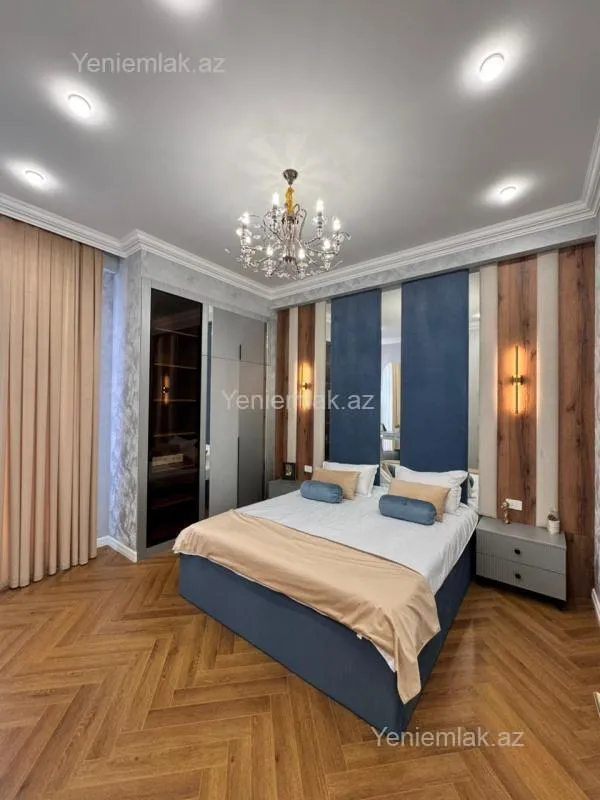 Satılır 3 otaqlı yeni tikili 130 m²