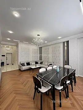 Satılır 3 otaqlı yeni tikili 130 m²