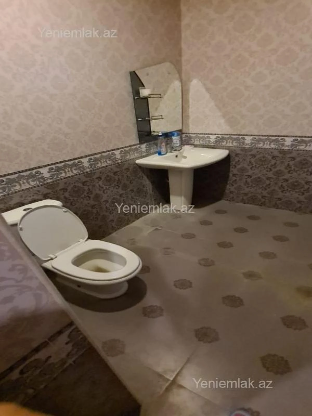 Satılır 6 otaqlı həyət evi 360 m²