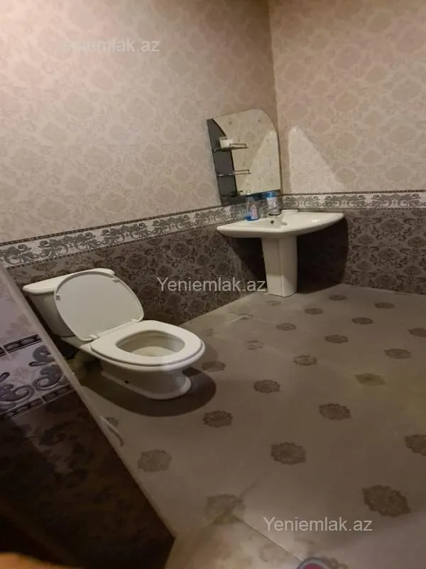 Satılır 6 otaqlı həyət evi 360 m²