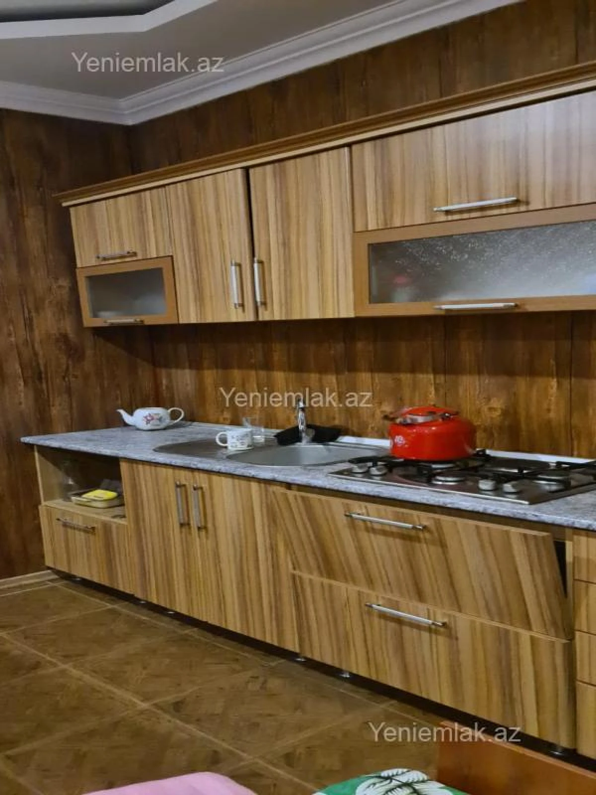 Satılır 6 otaqlı həyət evi 360 m²