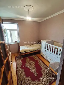 Satılır 3 otaqlı köhnə tikili 90 m²