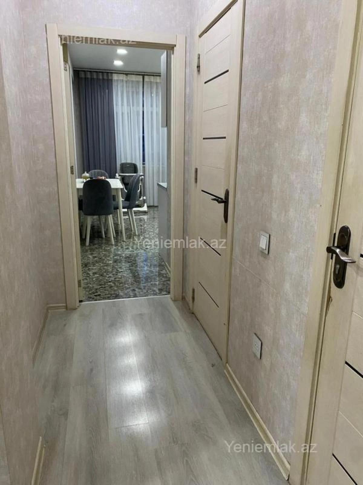 Satılır 2 otaqlı yeni tikili 78 m²