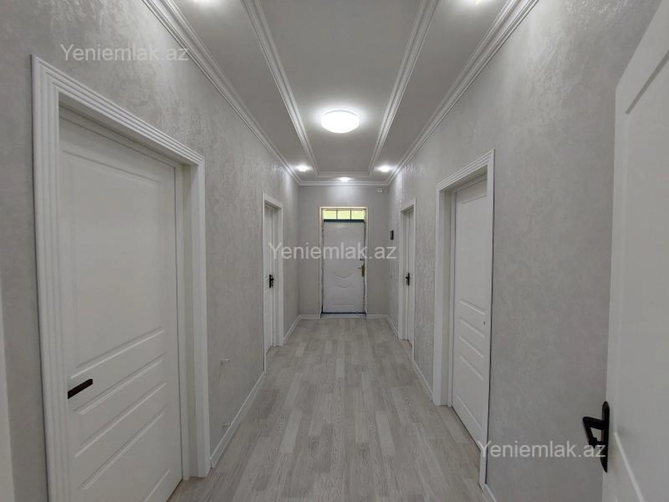 Satılır 3 otaqlı həyət evi 100 m²