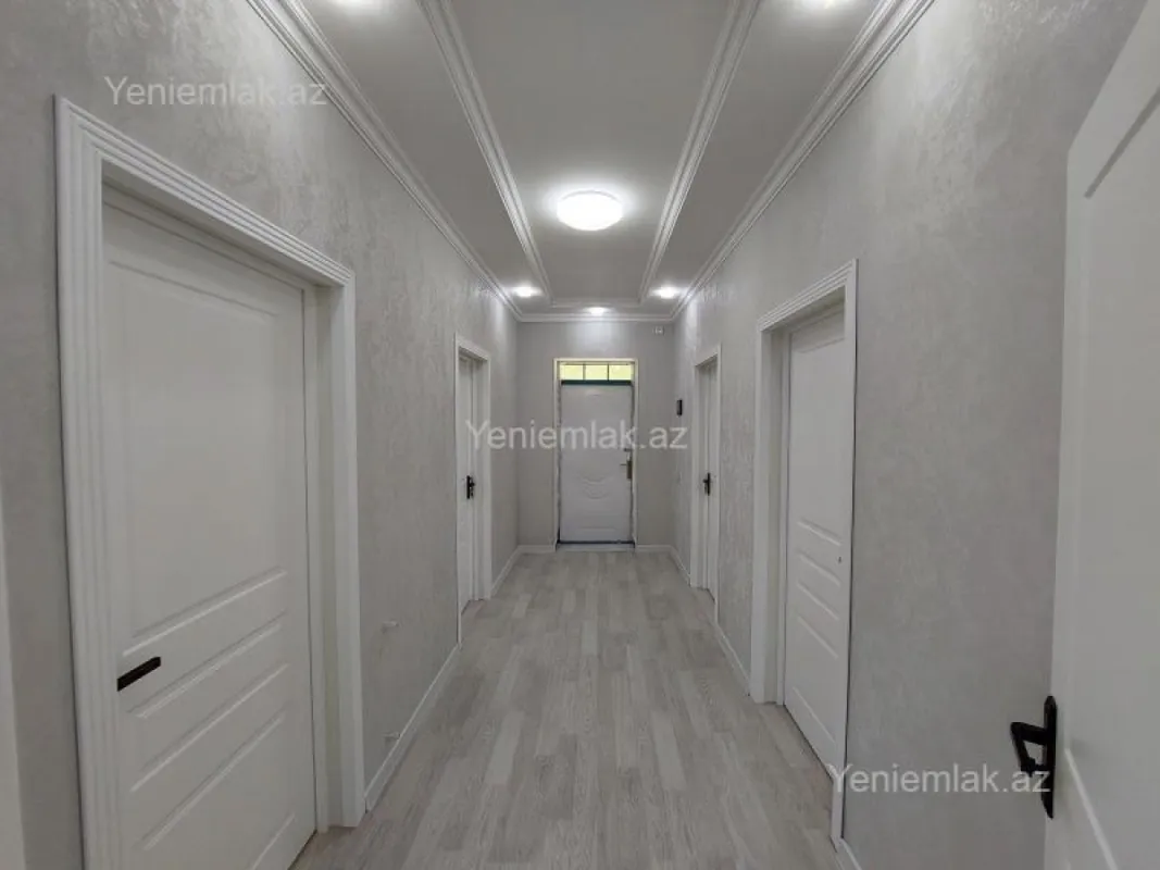 Satılır 3 otaqlı həyət evi 100 m²