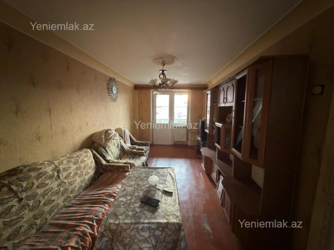 Satılır 3 otaqlı köhnə tikili 70 m²