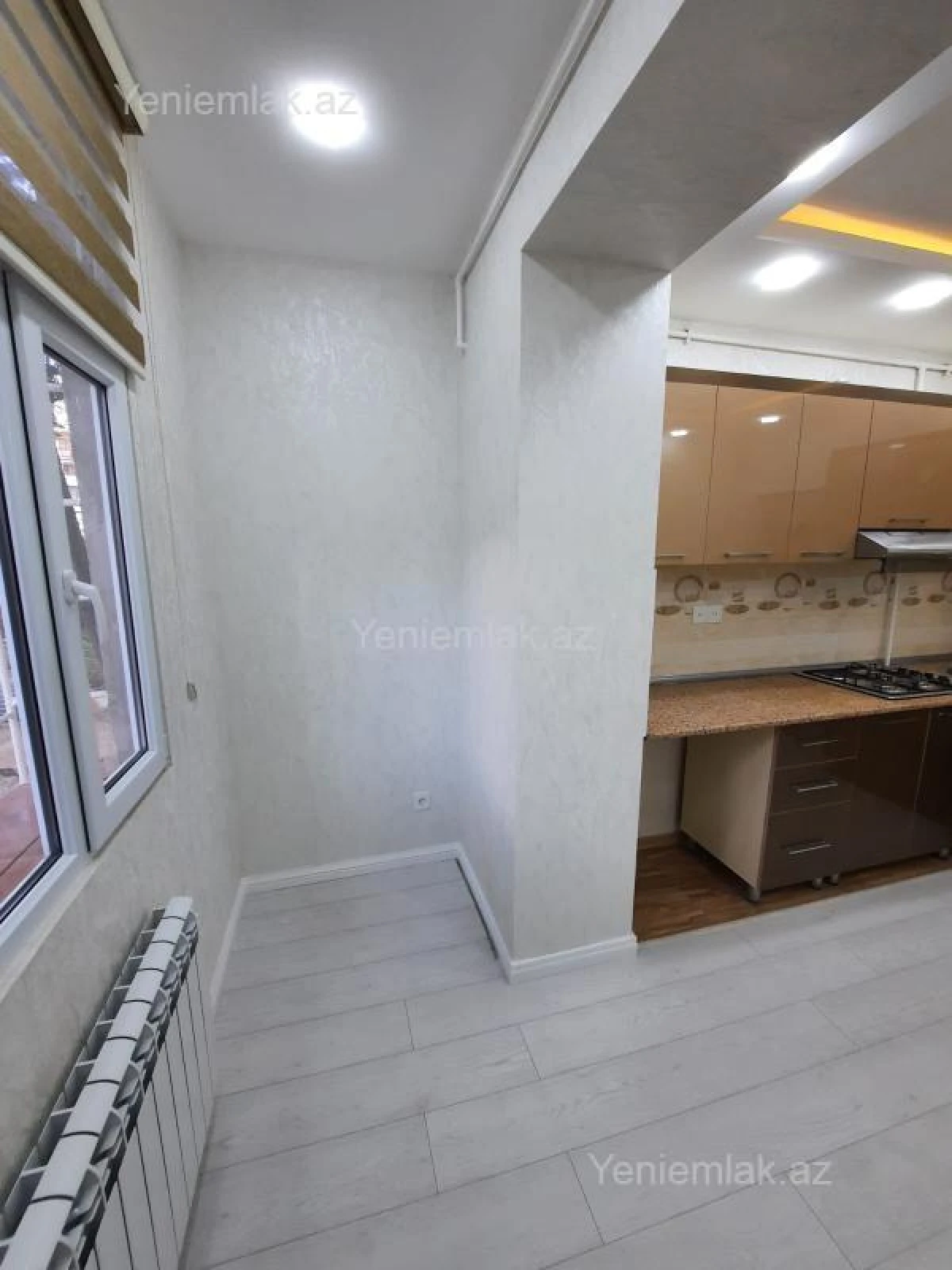 Satılır 2 otaqlı köhnə tikili 65 m²
