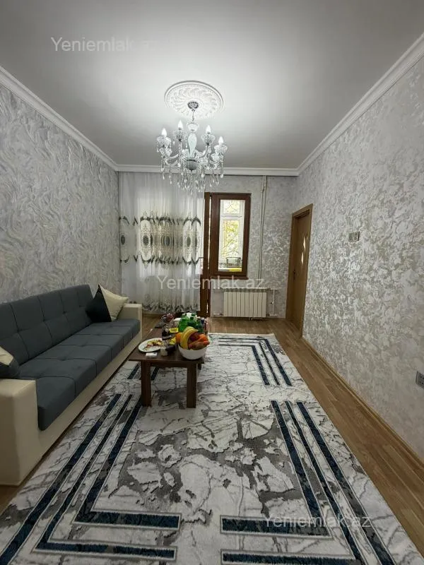 Satılır 3 otaqlı köhnə tikili 50 m²