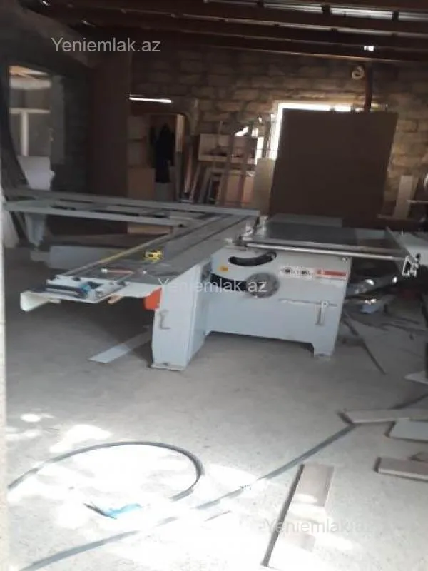 Satılır 10 otaqlı obyekt 1400 m²