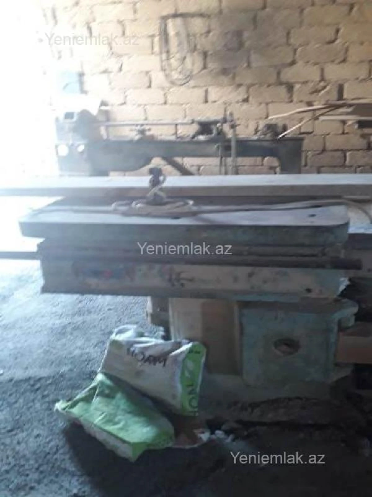 Satılır 10 otaqlı obyekt 1400 m²