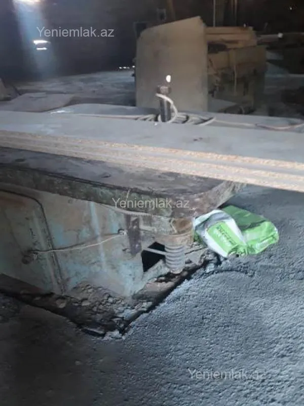 Satılır 10 otaqlı obyekt 1400 m²