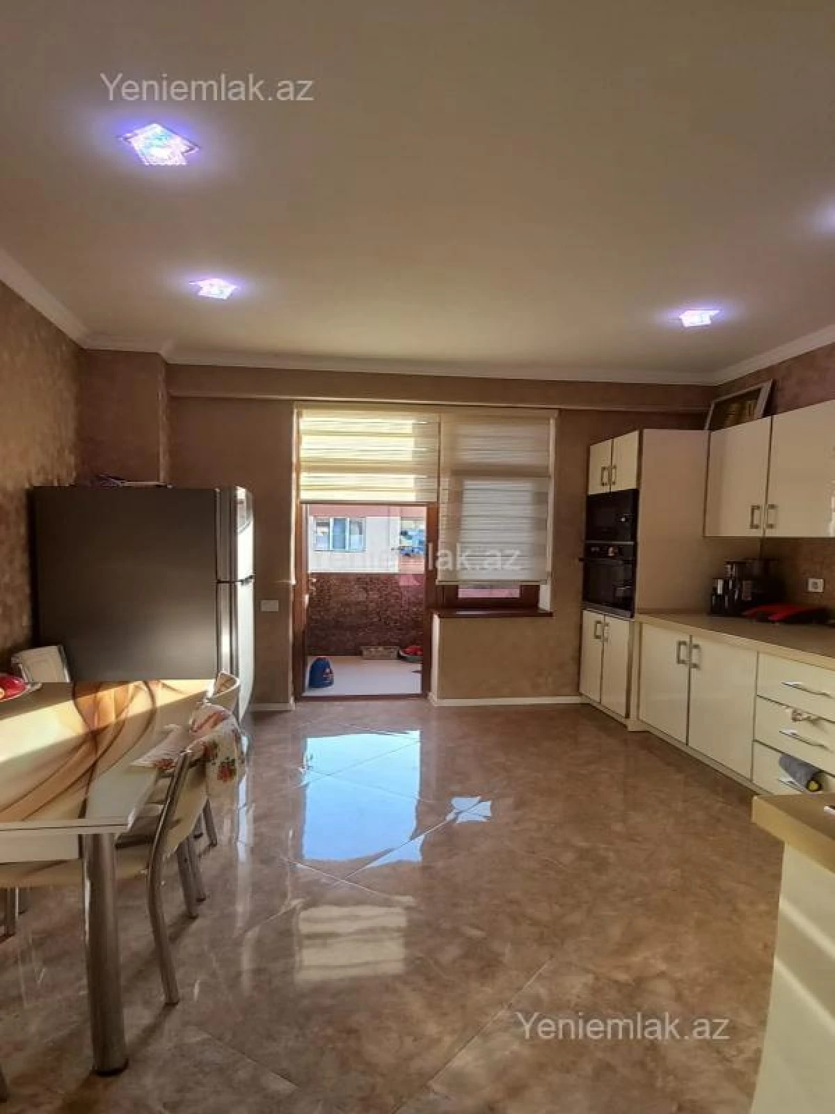Satılır 2 otaqlı yeni tikili 86 m²