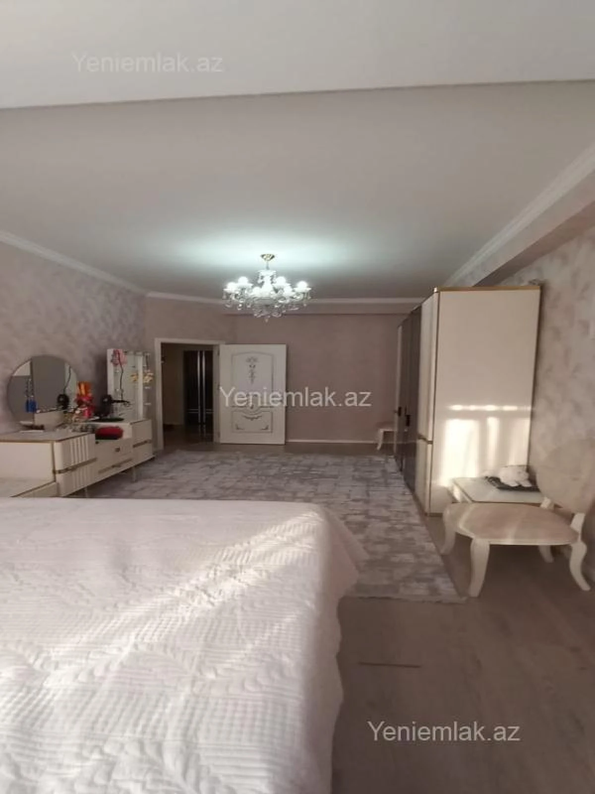 Satılır 2 otaqlı yeni tikili 86 m²
