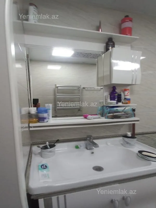 Satılır 2 otaqlı yeni tikili 86 m²