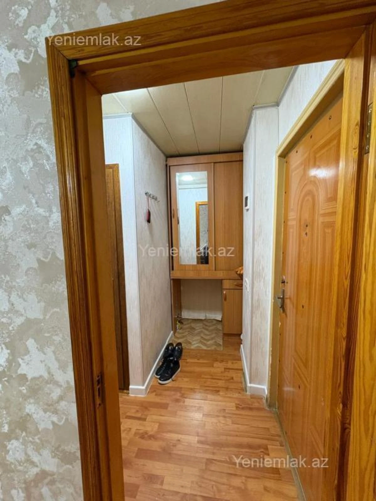 Satılır 1 otaqlı köhnə tikili 30 m²