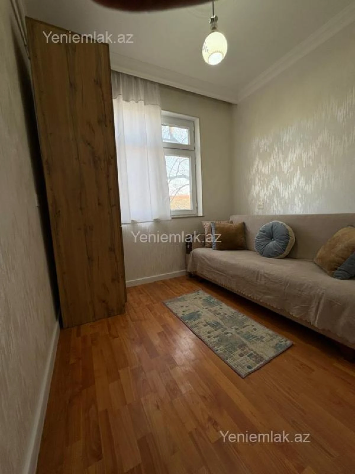 Satılır 1 otaqlı köhnə tikili 30 m²