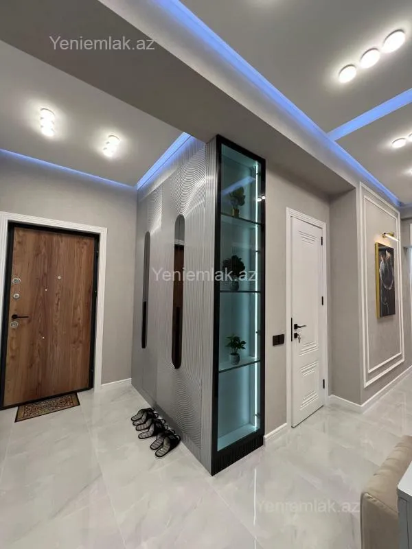 Satılır 3 otaqlı yeni tikili 105 m²