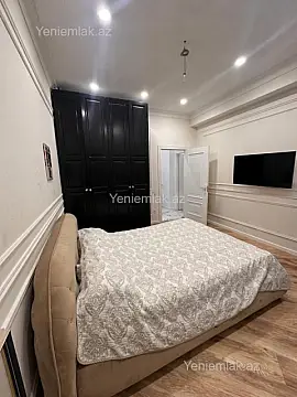 Satılır 2 otaqlı yeni tikili 82 m²