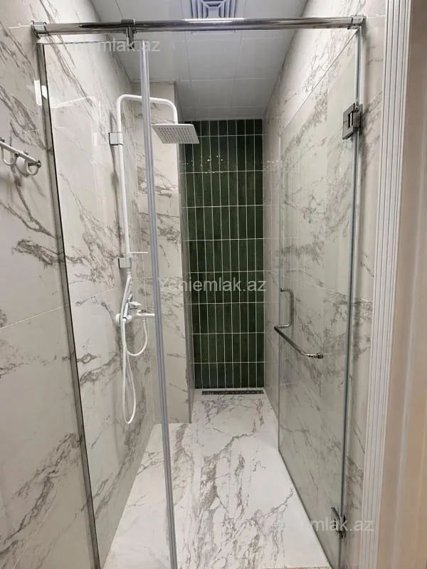 Satılır 2 otaqlı yeni tikili 82 m²