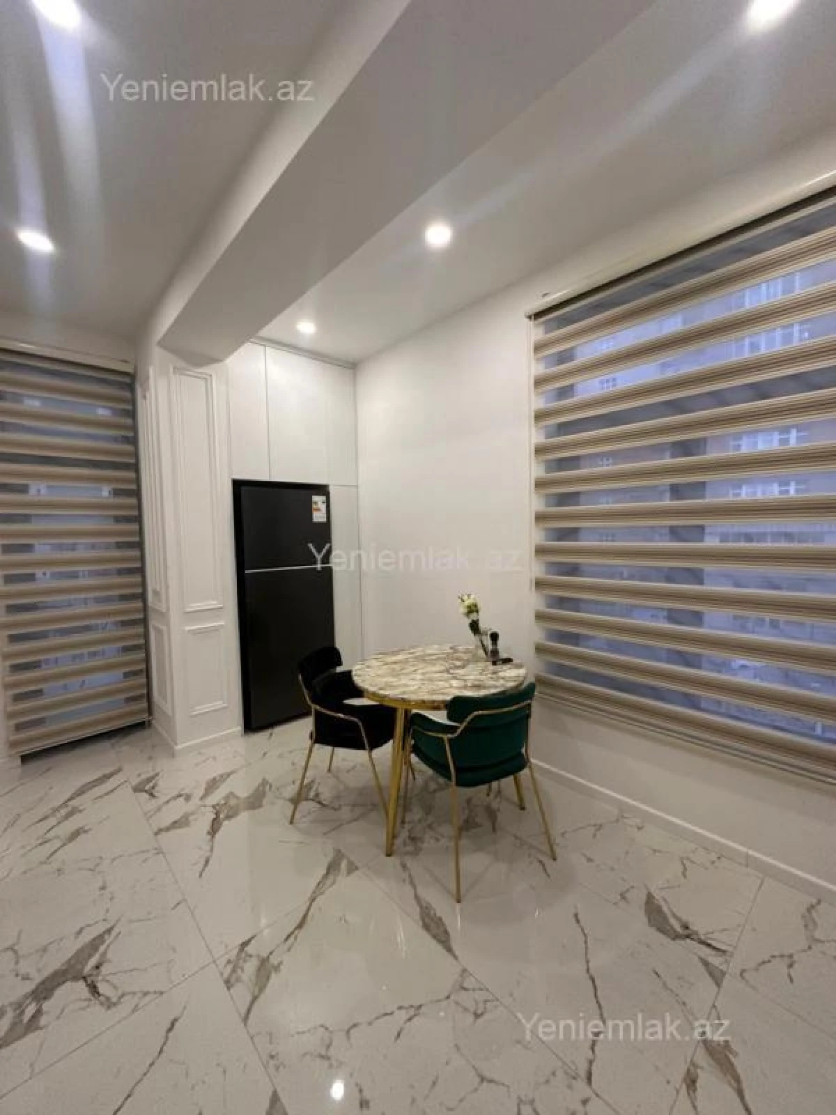 Satılır 2 otaqlı yeni tikili 82 m²