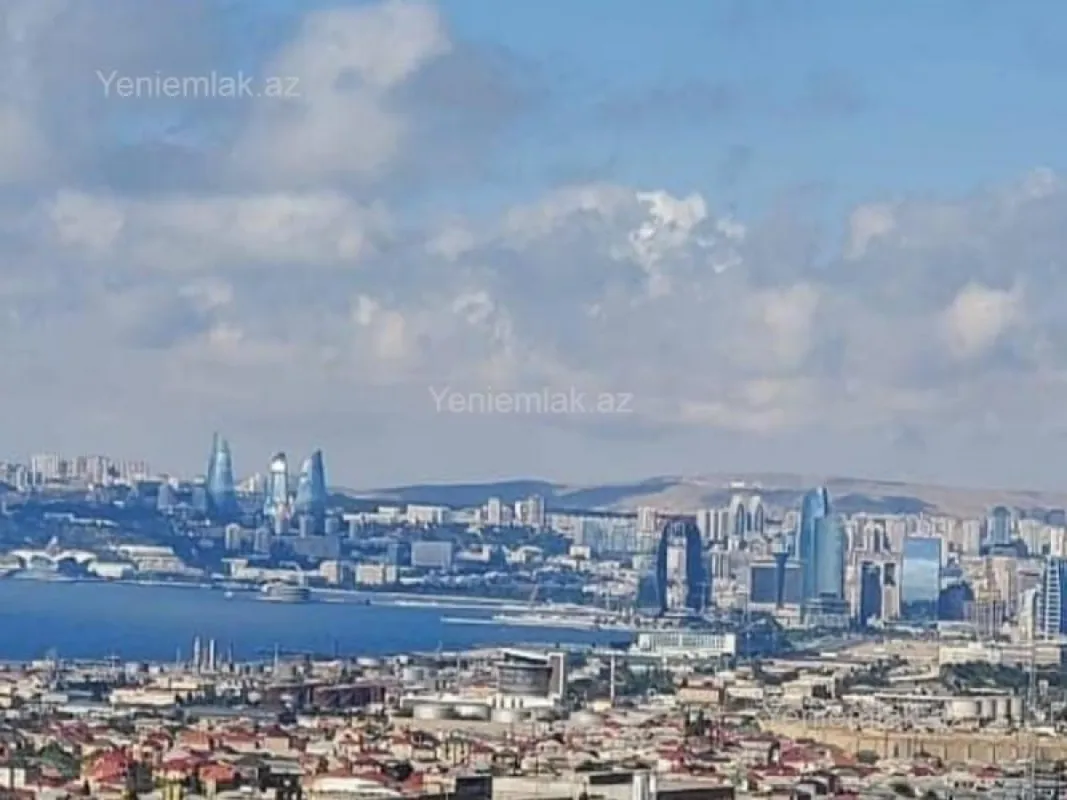 Satılır 2 otaqlı köhnə tikili 65 m²