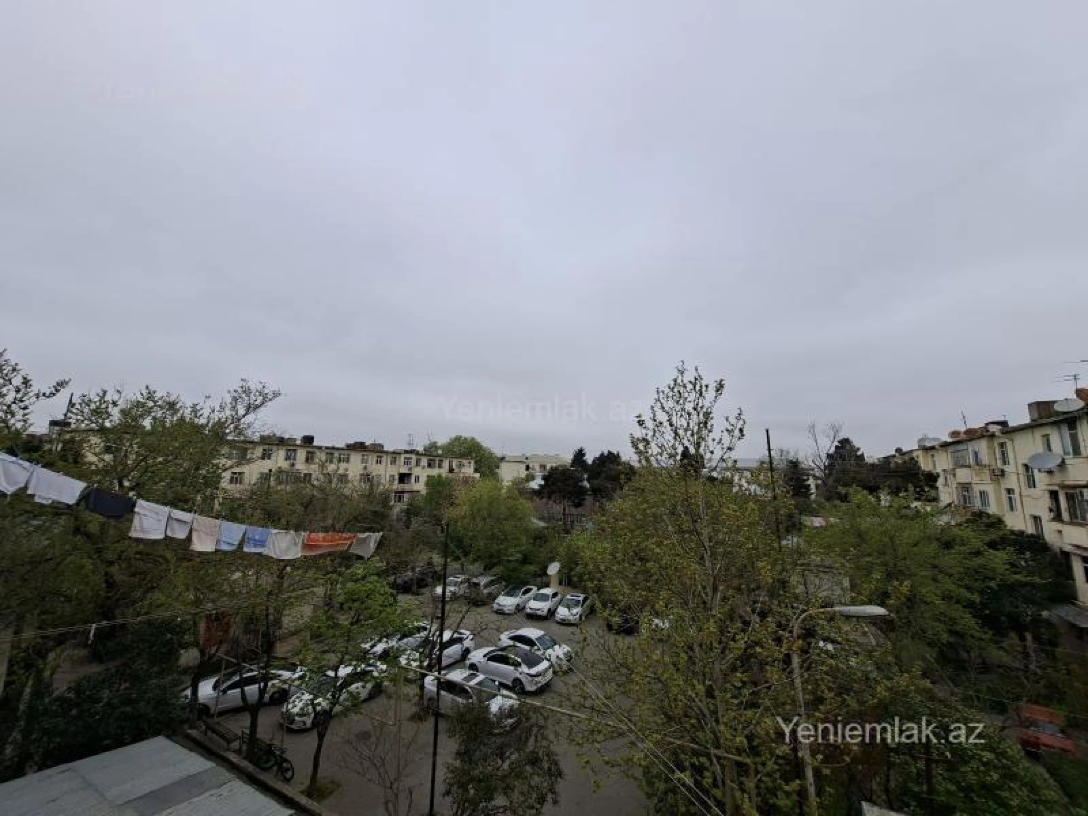 Satılır 3 otaqlı köhnə tikili 55 m²