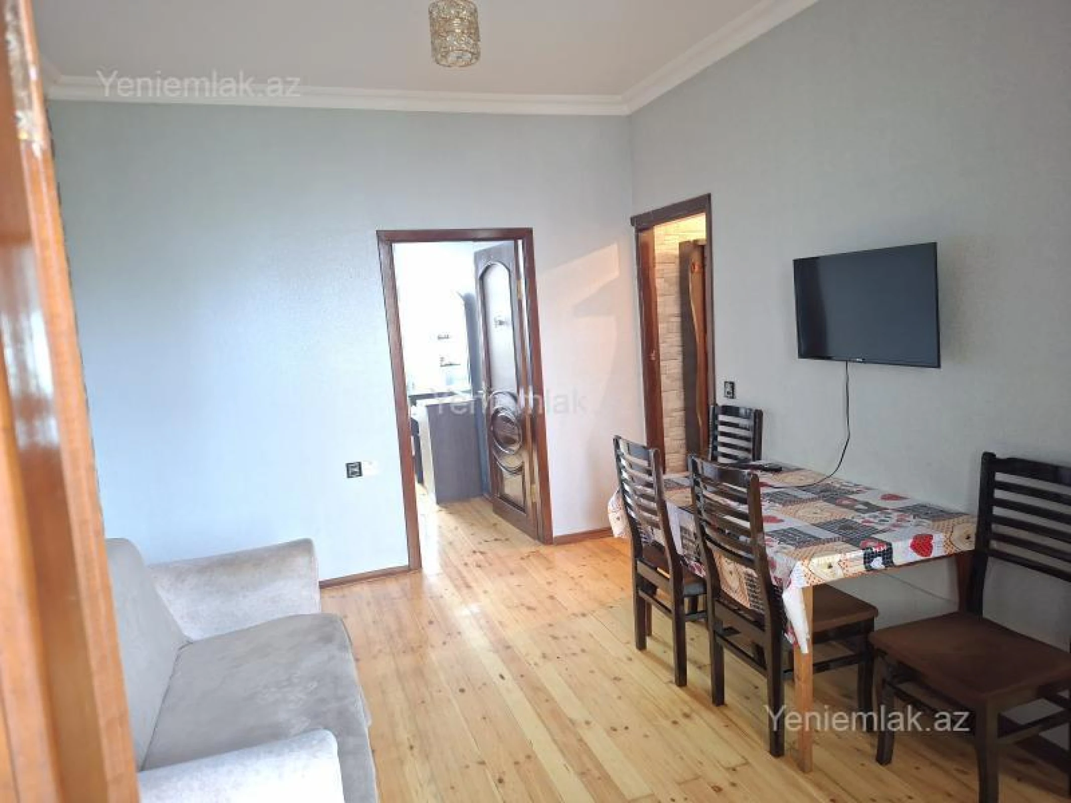 Satılır 3 otaqlı köhnə tikili 55 m²