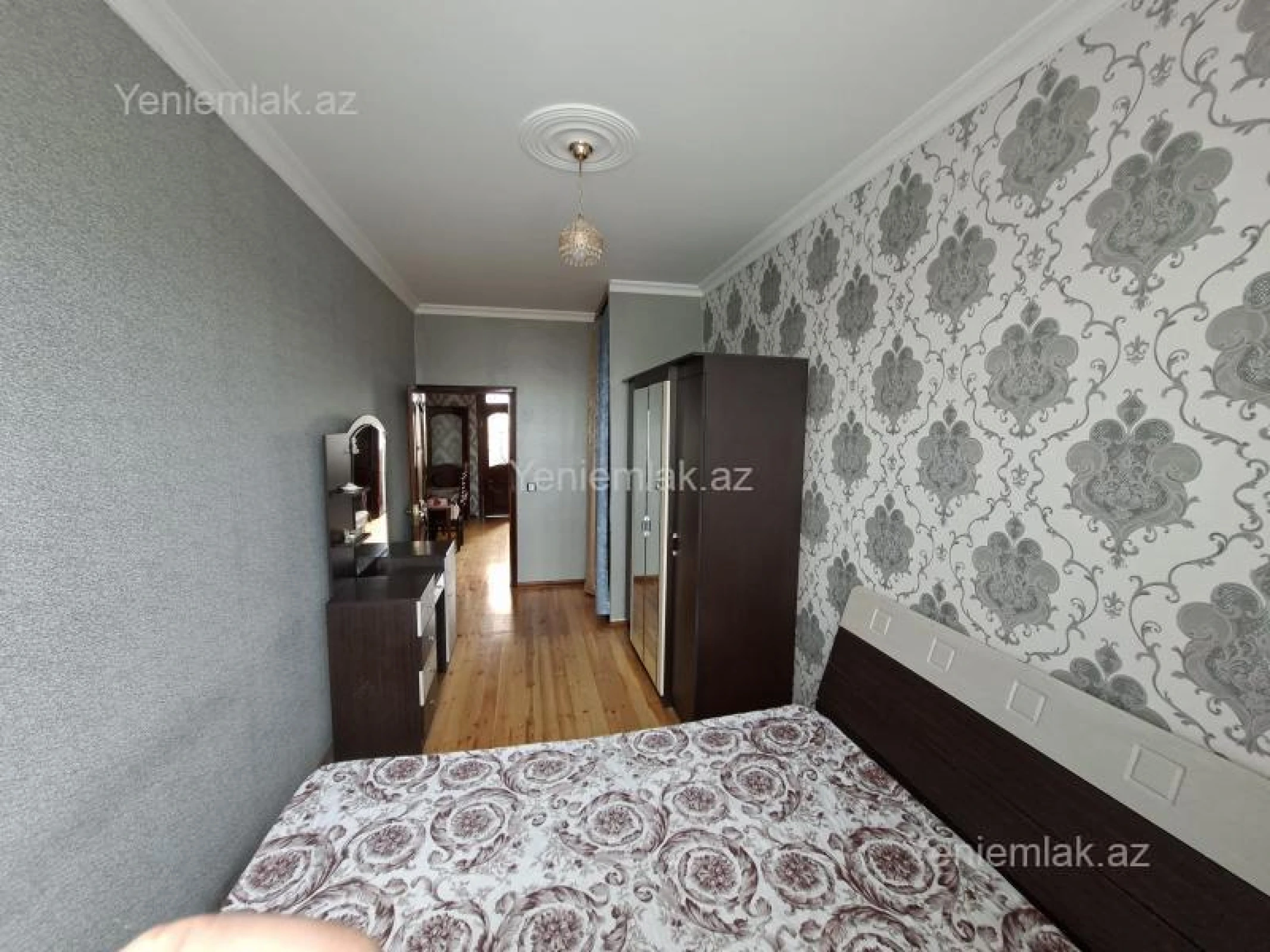 Satılır 3 otaqlı köhnə tikili 55 m²