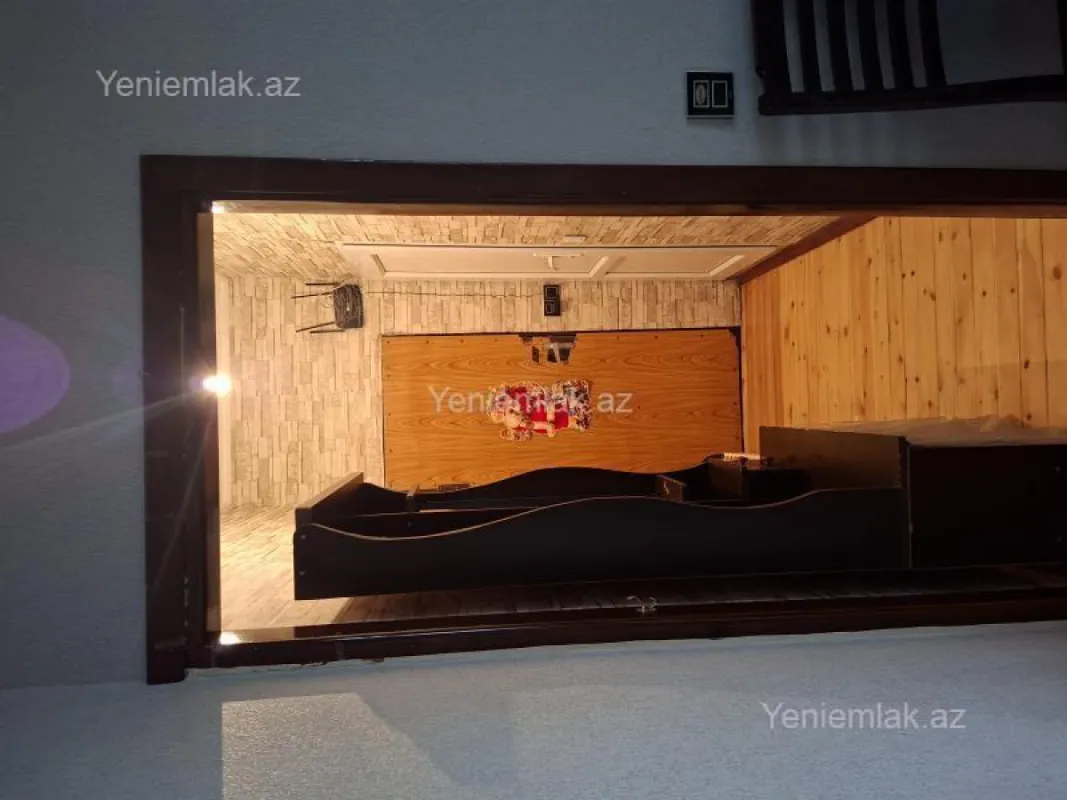 Satılır 3 otaqlı köhnə tikili 55 m²