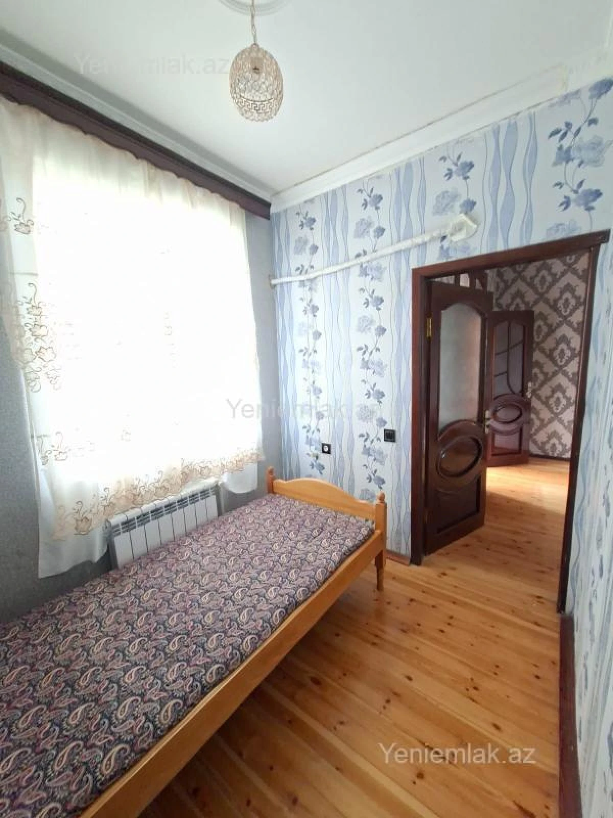 Satılır 3 otaqlı köhnə tikili 55 m²